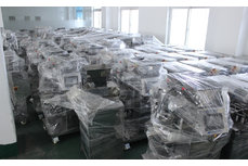 月餅機(jī)多少錢一臺？月餅包餡機(jī)價格。