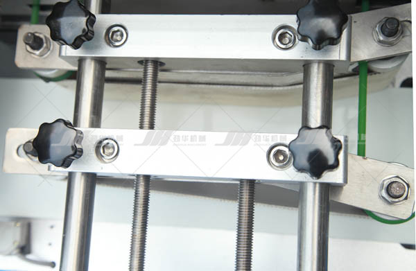 智能打餅成型機(jī) 智能打餅成型機(jī)